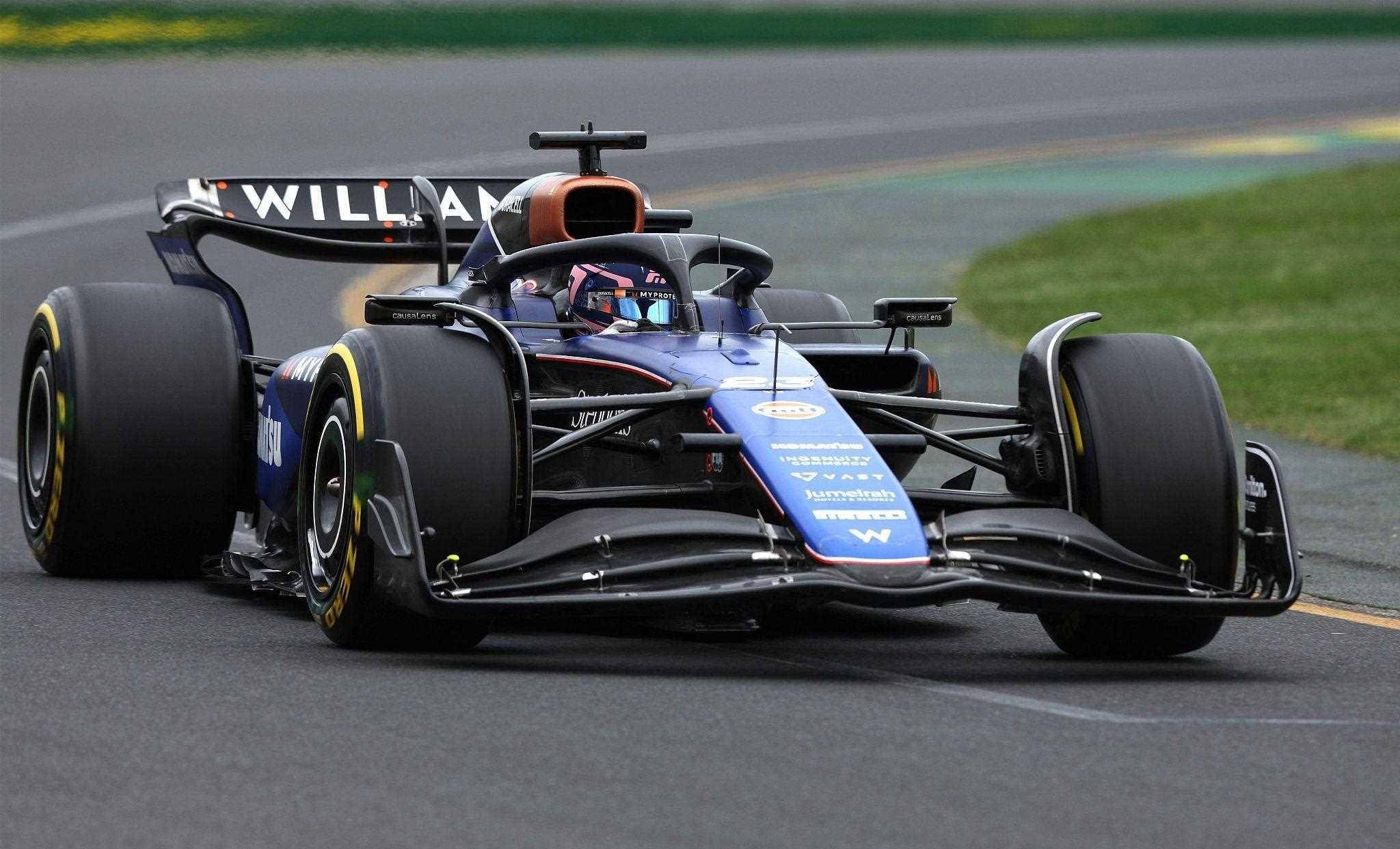 迈凯伦力克雷诺车队，塞恩斯点燃赛场