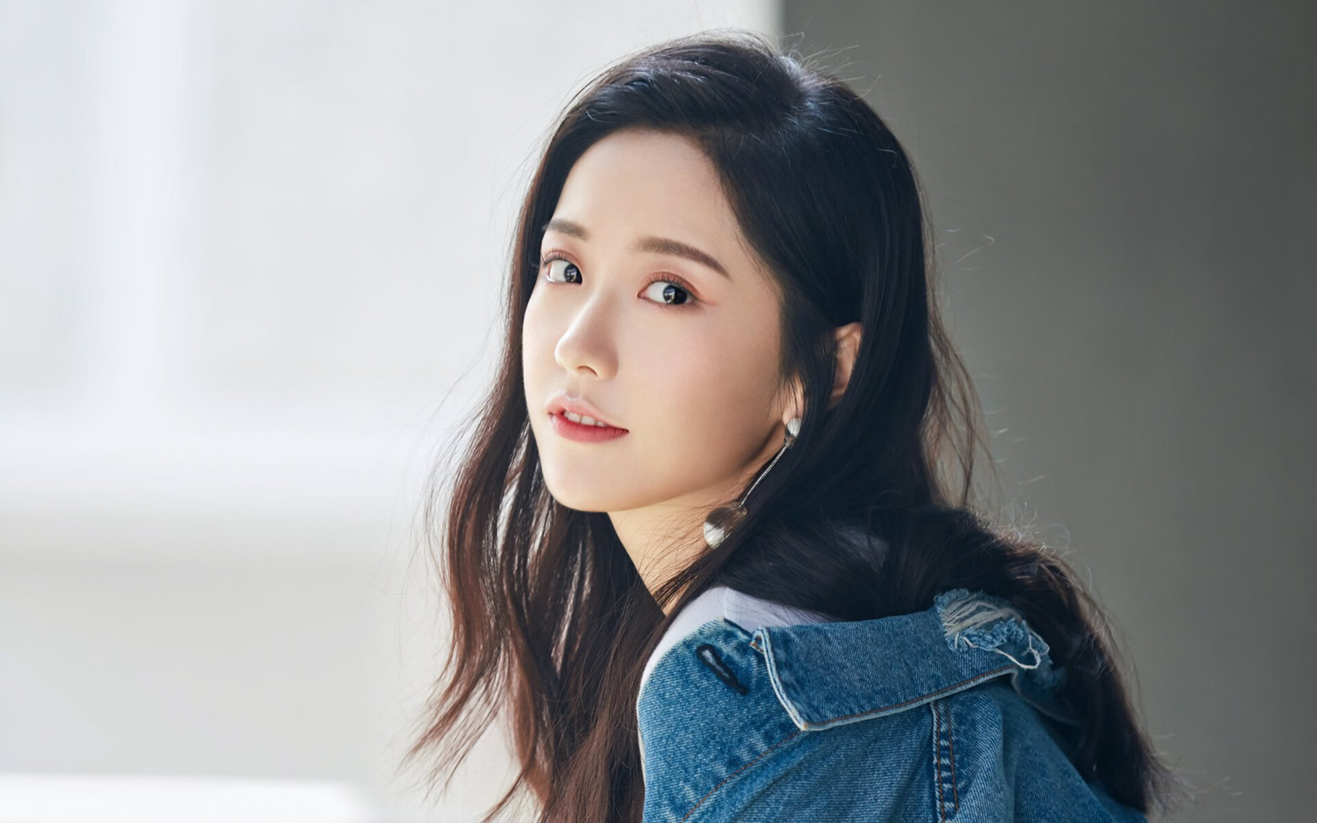 pg电子下载-跨联赛爆冷，山西队斩落雷霆，切特·霍姆格伦化身关键先生