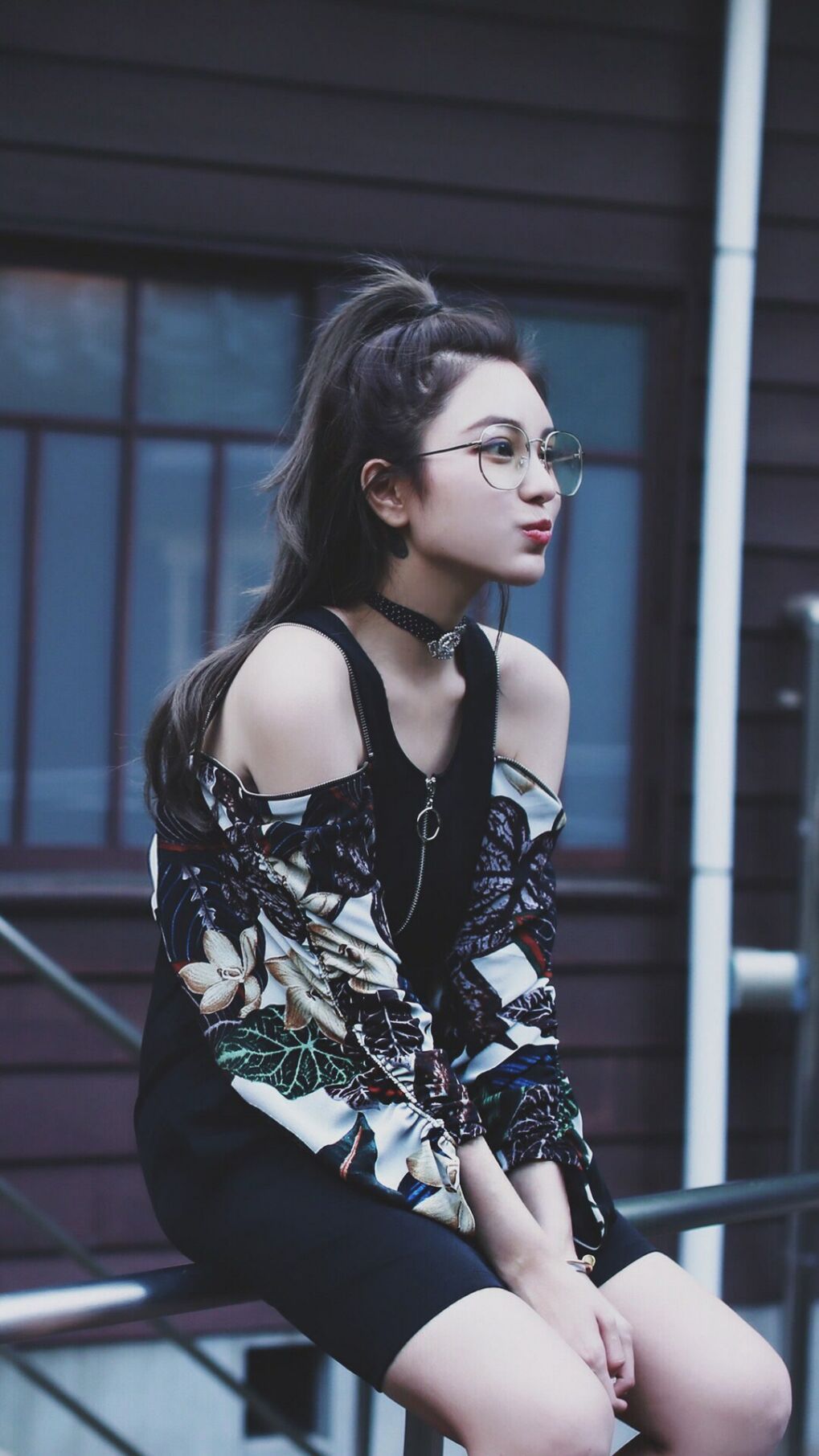 钢铁蓝狮踏平阿尔卑斯,一场改写英超争冠版图的跨联赛征服