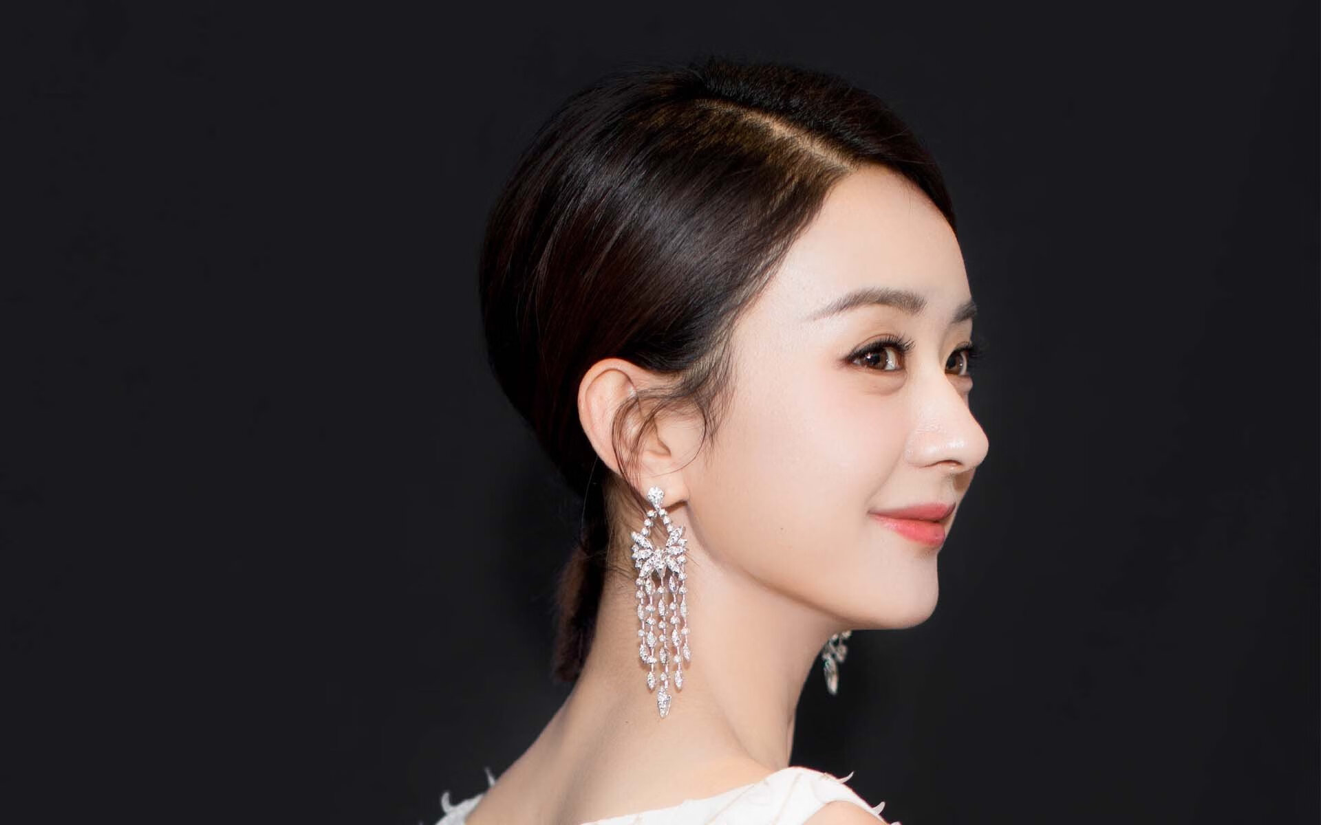 篮球场上的极速狂飙，独行侠收割灰熊，莫兰特如F1车手般接管街道赛