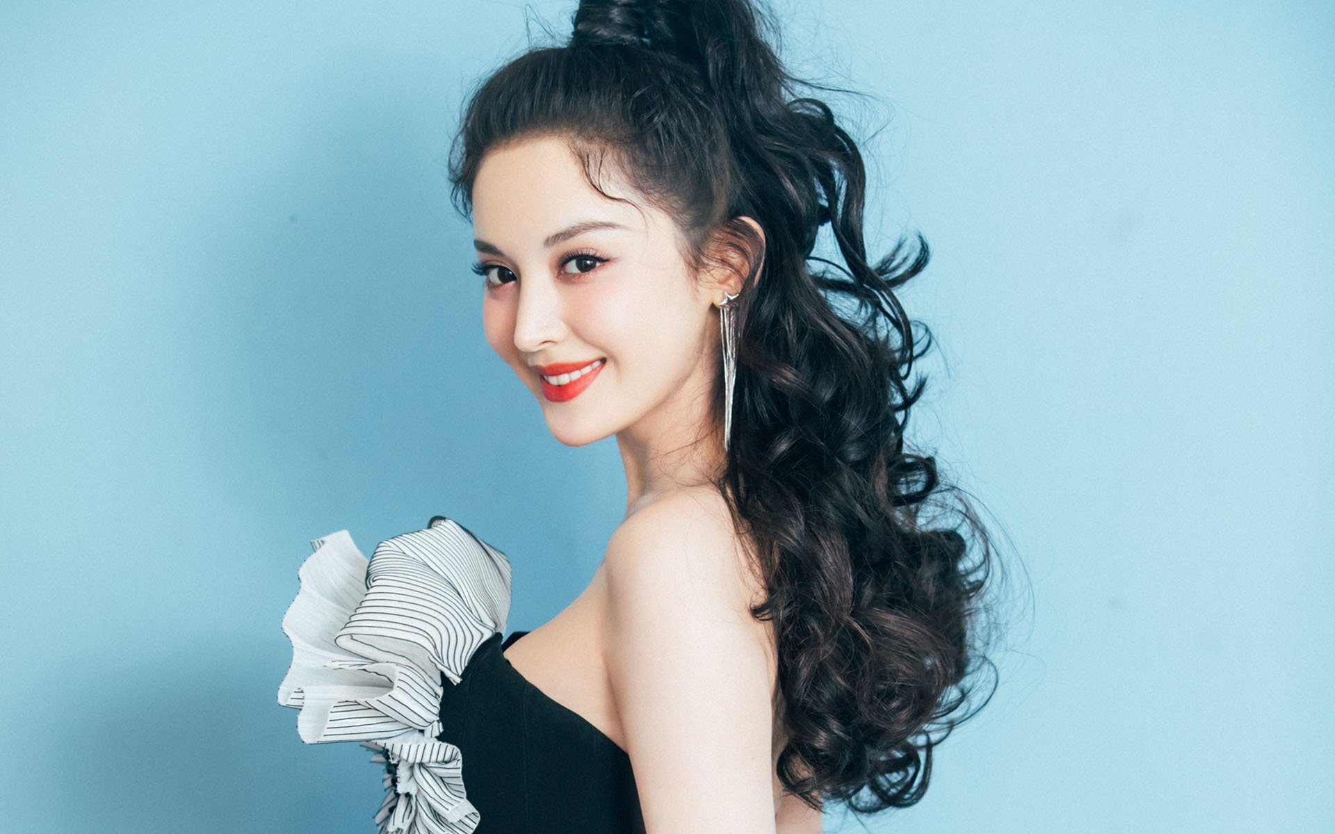 沙漠绿洲的奇迹,加纳绝杀沙特,德布劳内上演进攻盛宴