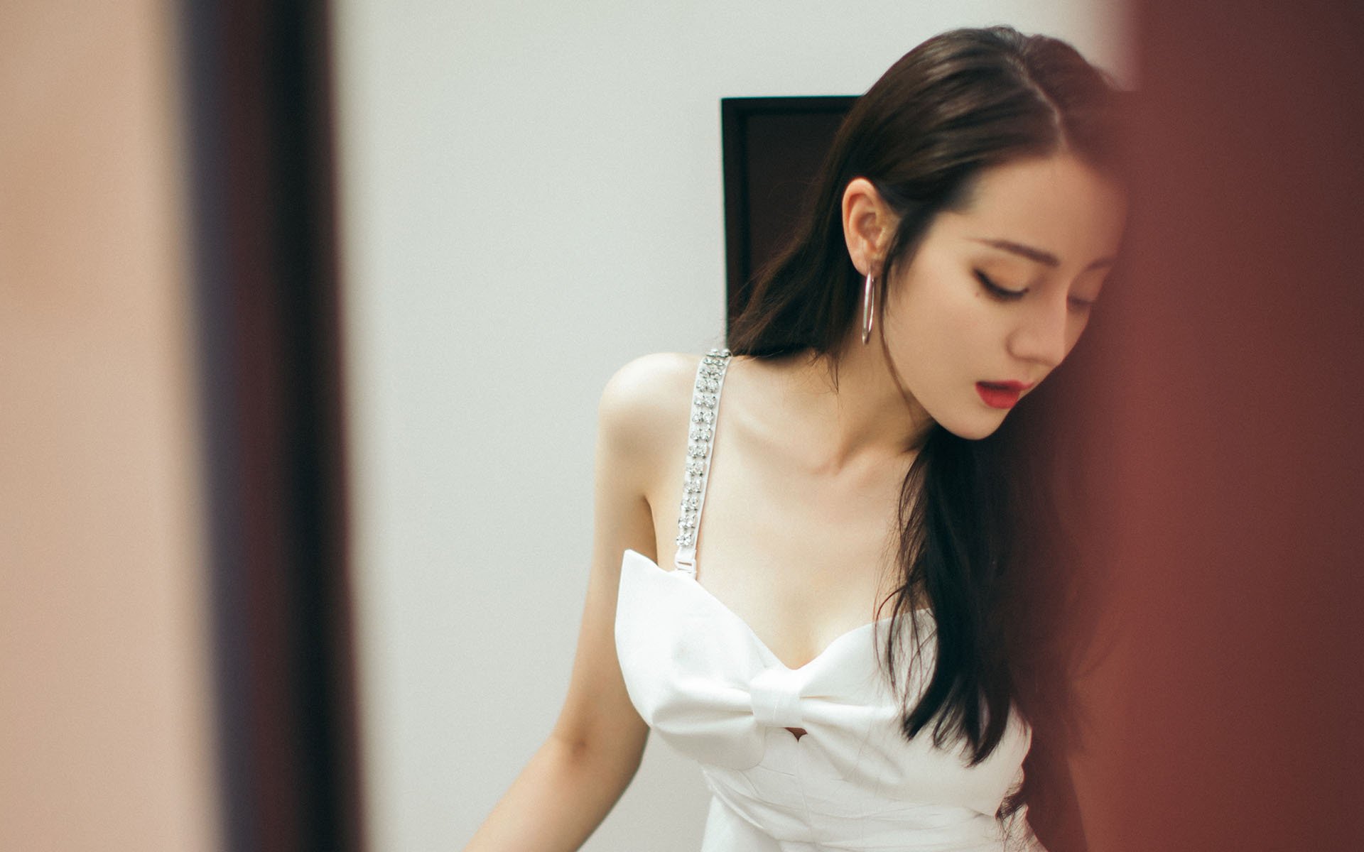 南美风暴席卷北欧堡垒,乌拉圭完胜丹麦,梅西大师级表现主导F组焦点战